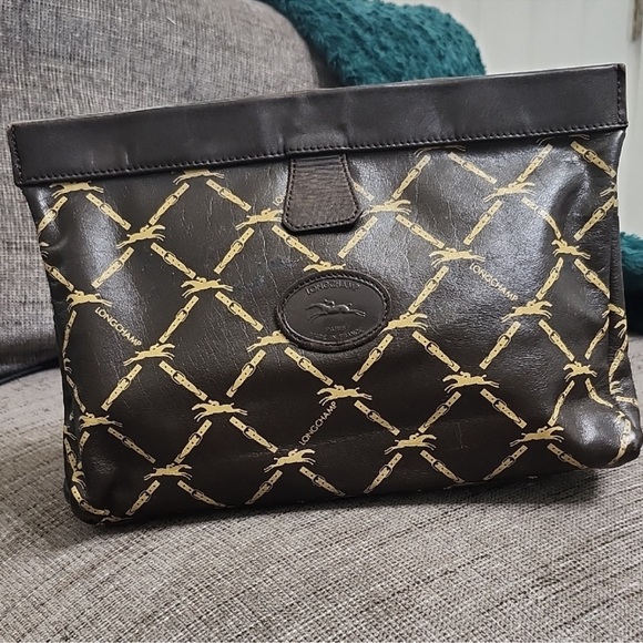 Longchamp Handbags - Longchamp vintage clutch